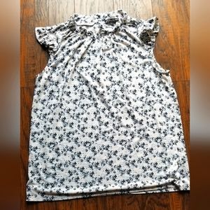 Adrianna Papell blouse size medium